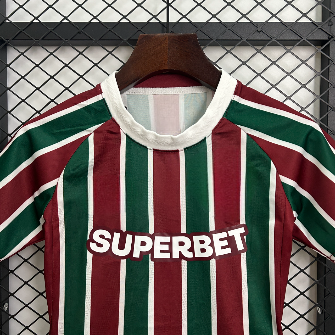 Equipamento Infantil Fluminense 25-26, Principal