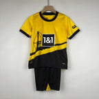 Borussia Dortmund 23-24 Home Children’s Kit Personalizado