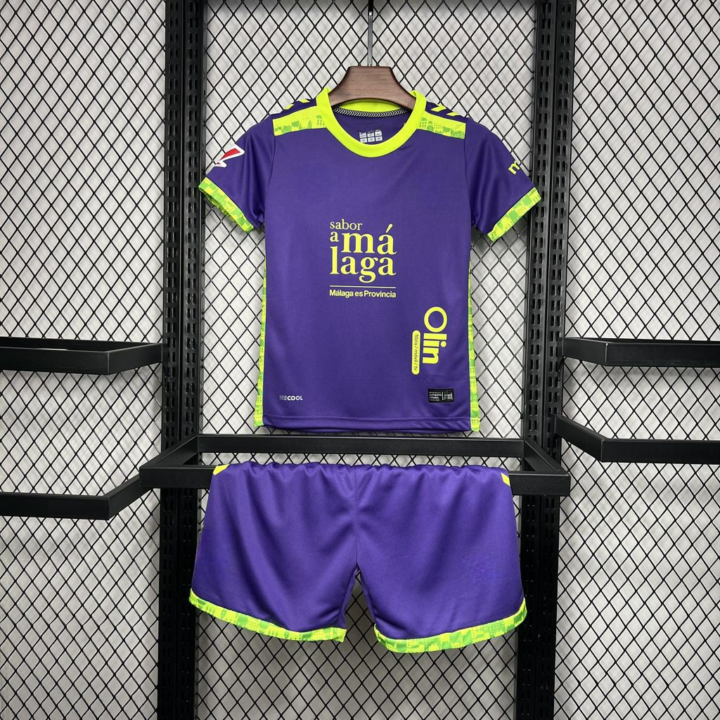 Malaga 24-25 Away Children’s Kit Personalizado